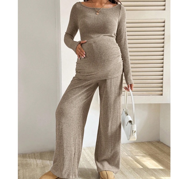 Maternity Wide Scoop Neck Ribbed Long Sleeve Top Wide Leg Pants Set - Picture 2 of 14